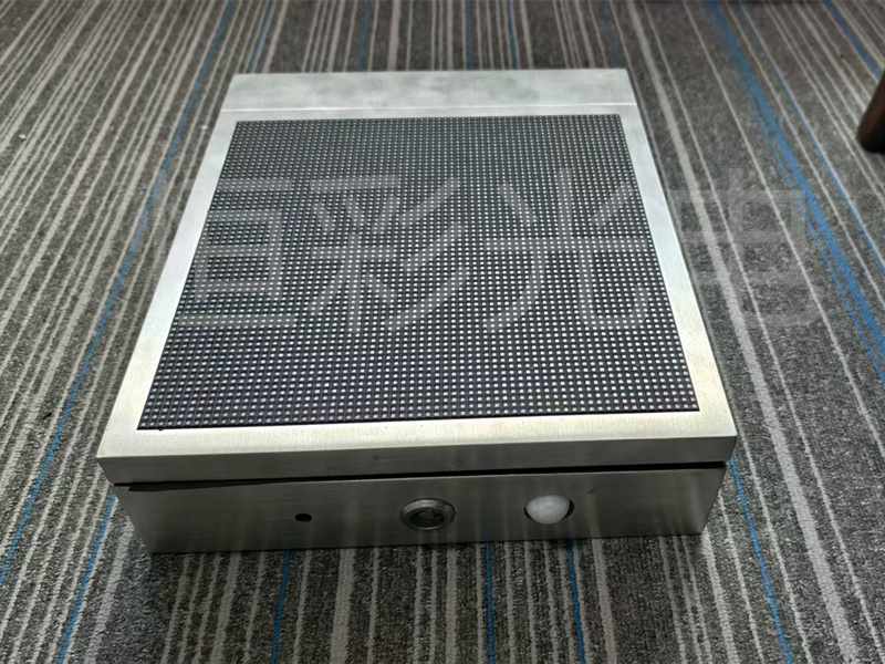 不銹鋼LED顯示屏